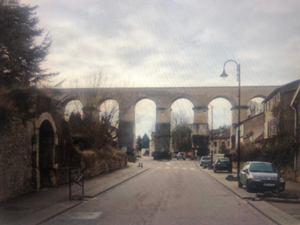 Metz-Sud - Appartement 120 M2 Dans Maison Du XVIII - Jouy Aux Arches Entre Nancy Et Luxembourg - Proximite Toutes Commodites Luaran gambar